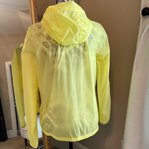 The North Face Lightweight Windbreaker Yellow Size M/M - Picture 4 of 6